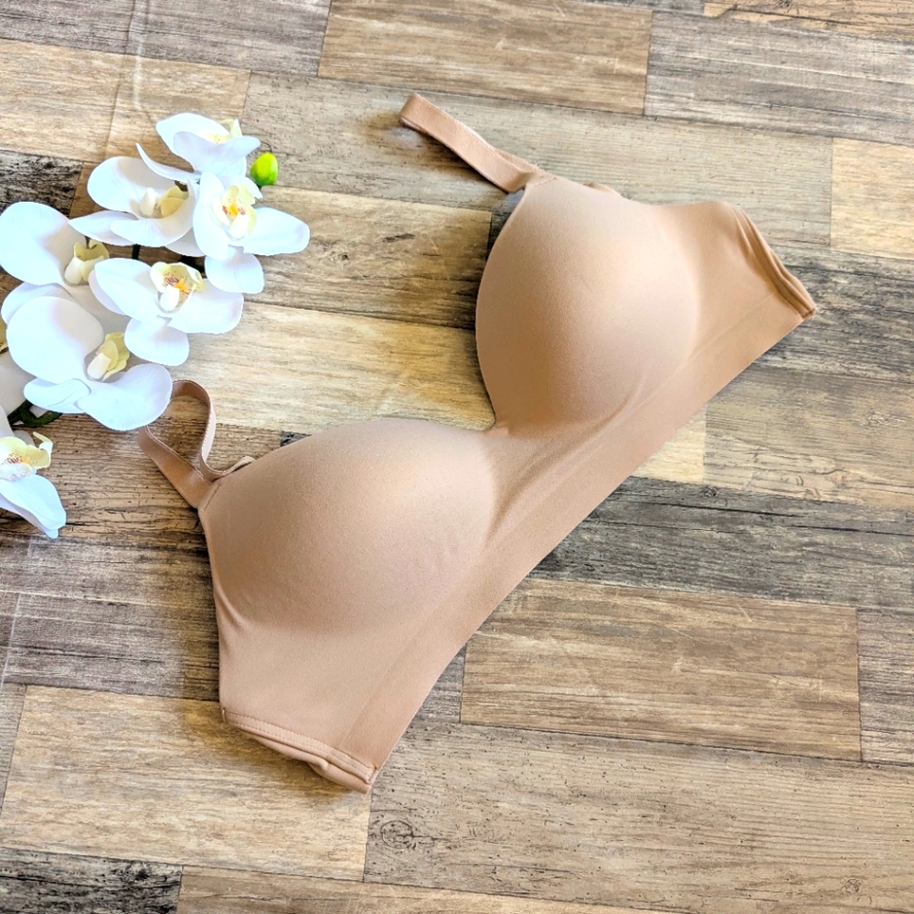 Soma enbliss wireless beige wirefree bra bralette size 34DD